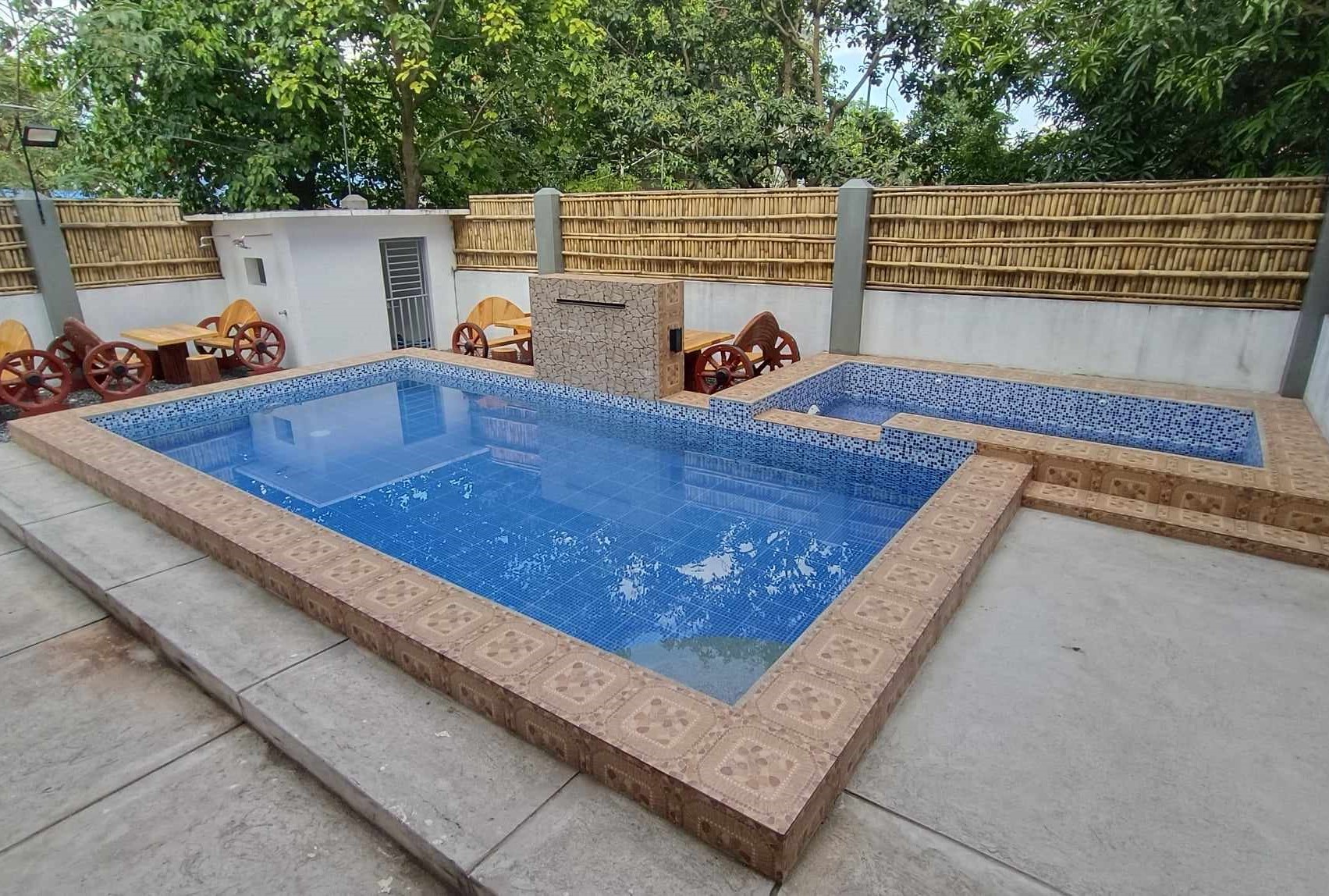 Daytime Pool